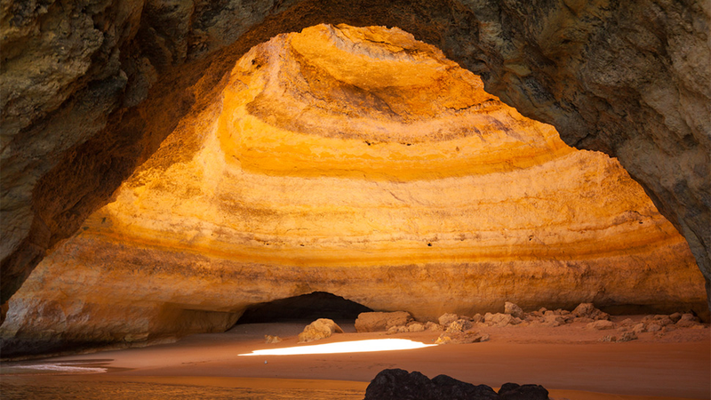 Illustration for article titled Wouldn't you like to be suntanning inside this cave right now?